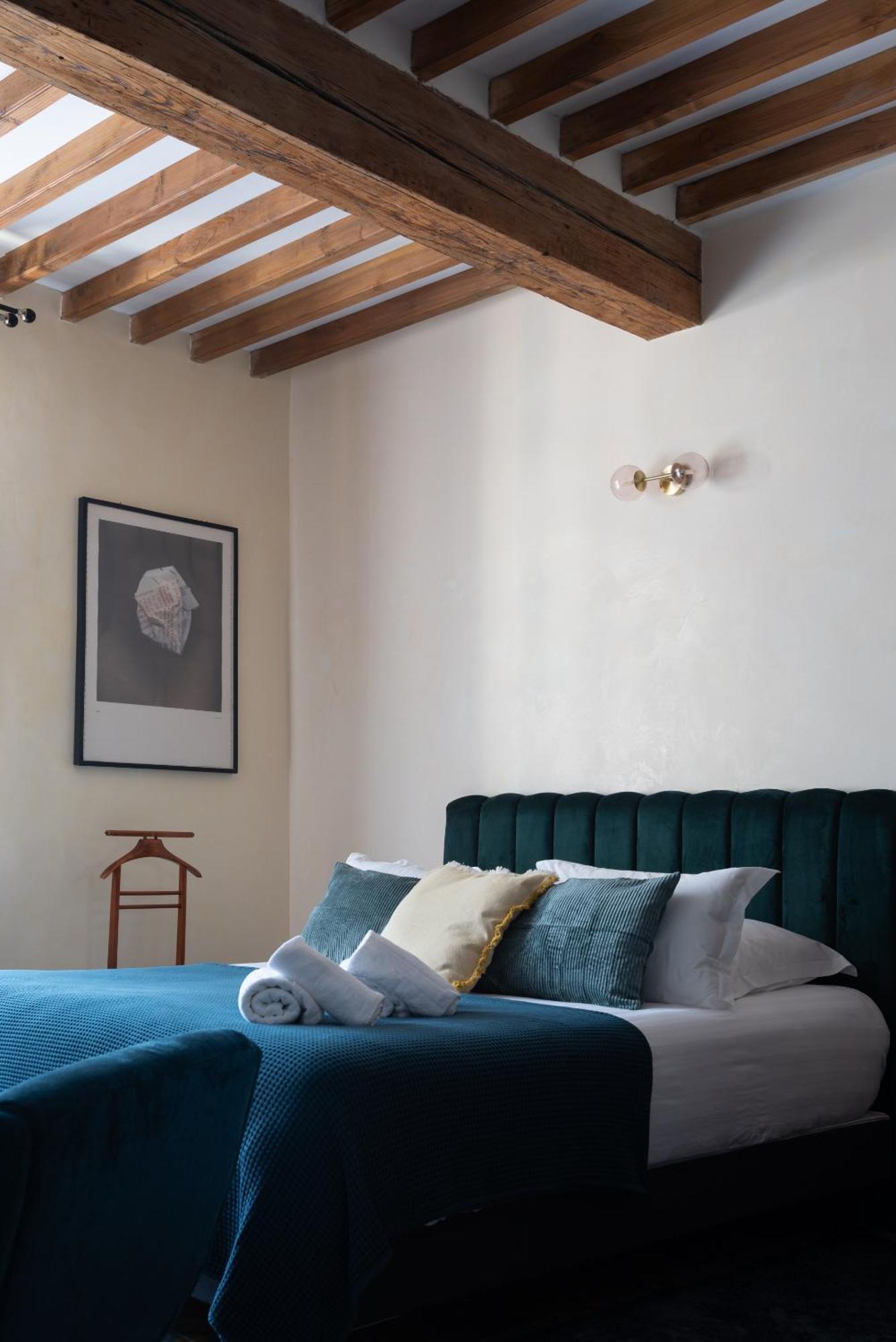 La Maison D'En Bas Des Seigneurs كوكورون الغرفة الصورة